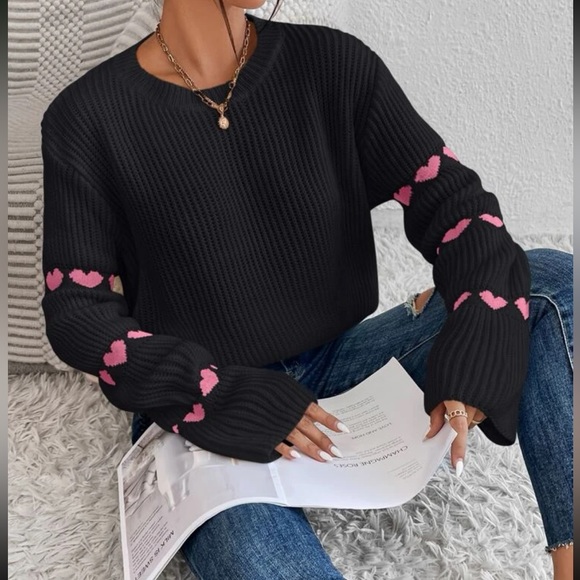 Cozy white hearts print sleeve sweater top - Picture 9 of 13